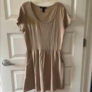 Forever 21 Beige Short Sleeve Dress